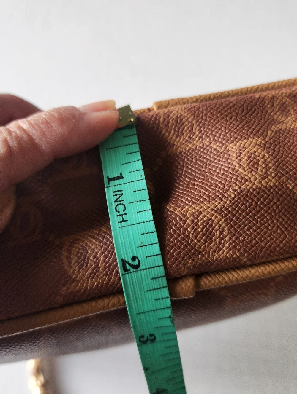 BEBE SERENA MONOGRAM CAMERA CROSSBODY - Picture 9 of 12
